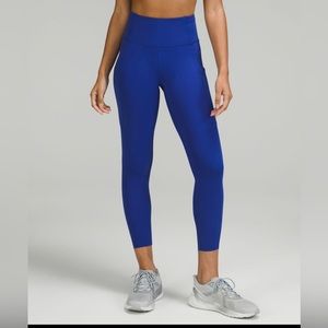 Fast And Free High-Rise Tight 25" Size 4 NWOT Sold out in stores!!